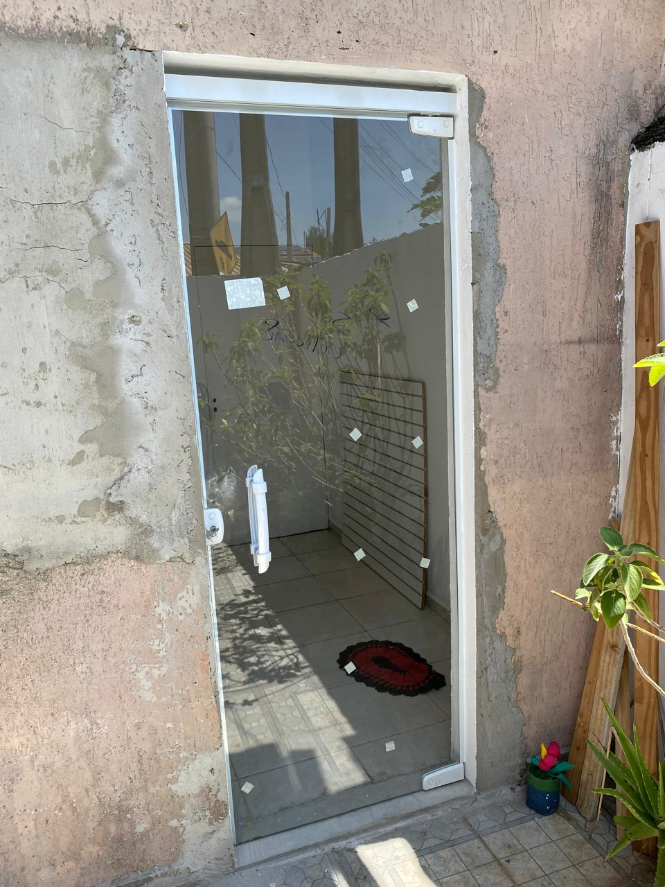 Portas Pivotantes